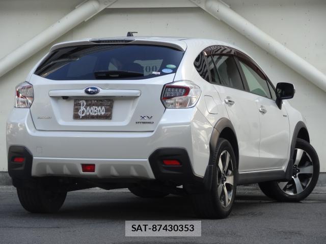 Subaru XV HYBRID 2013-08 8282937-1