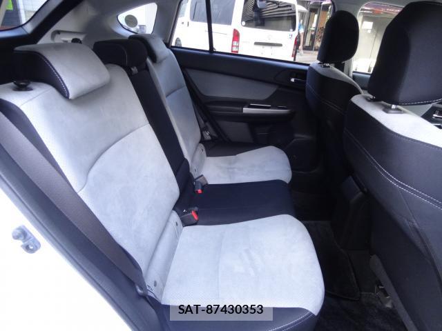 Subaru XV HYBRID 2013-08 8282937-10