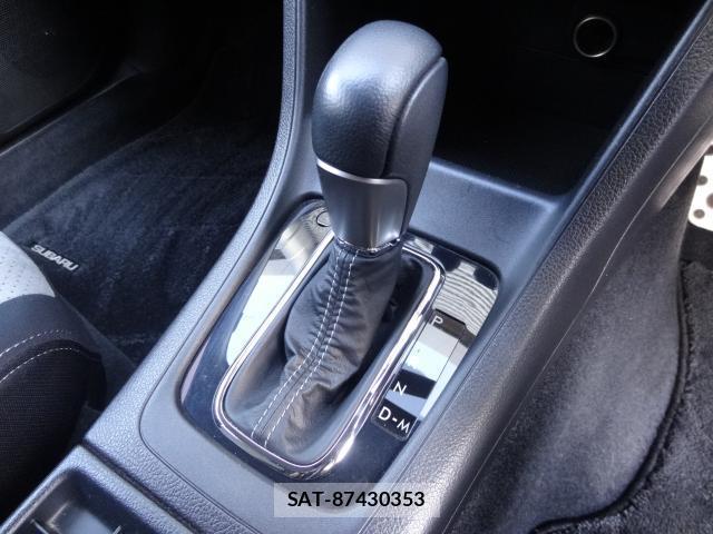 Subaru XV HYBRID 2013-08 8282937-13