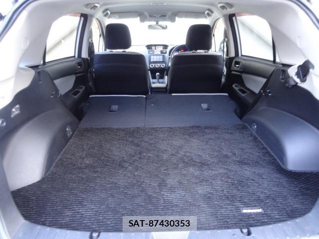 Subaru XV HYBRID 2013-08 8282937-17