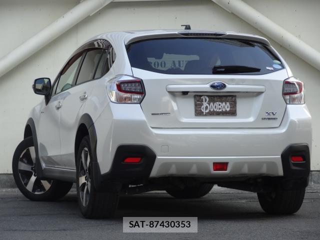 Subaru XV HYBRID 2013-08 8282937-4