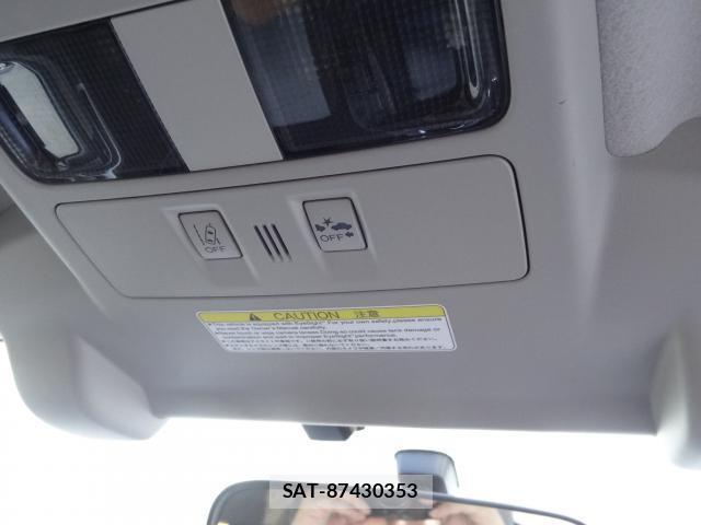 Subaru XV HYBRID 2013-08 8282937-7