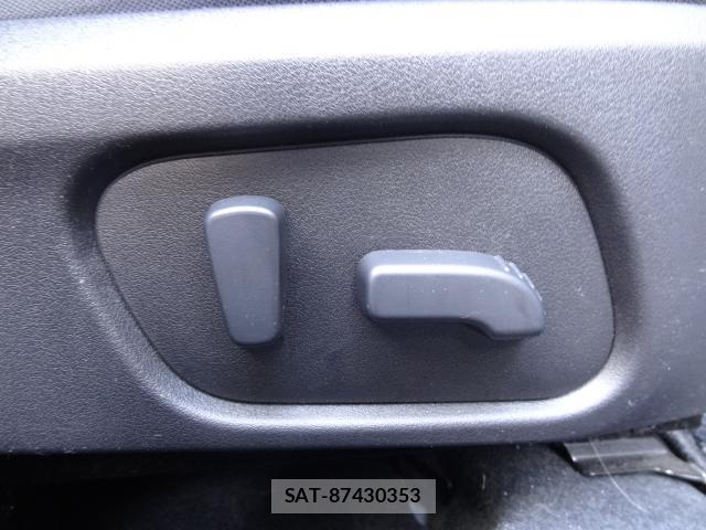 Subaru XV HYBRID 2013-08 8282937-8