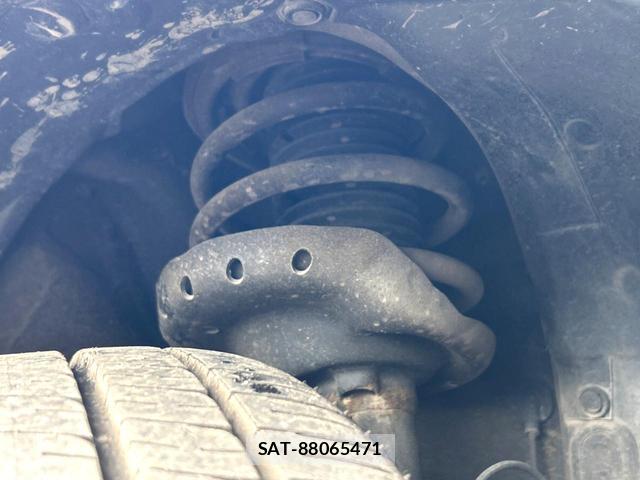 Subaru XV 2013-04 8279430-19