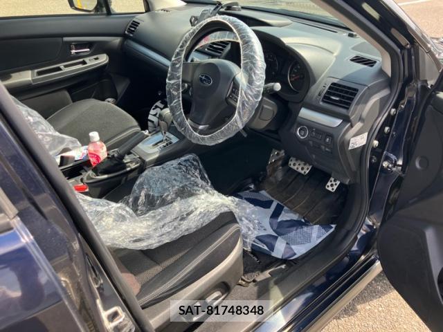 Subaru XV 2013-12 8279652-11