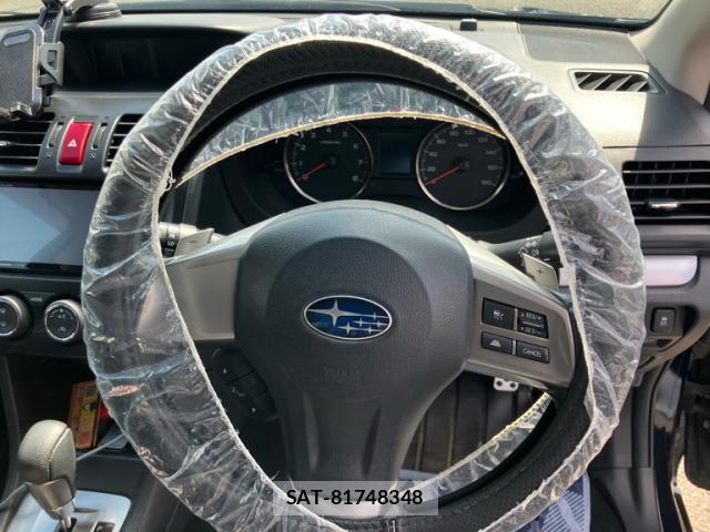 Subaru XV 2013-12 8279652-15