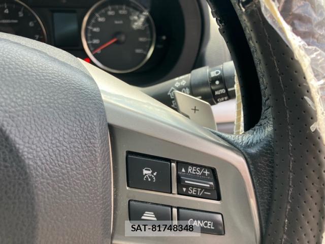 Subaru XV 2013-12 8279652-16