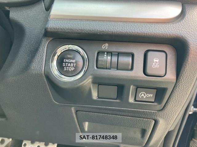 Subaru XV 2013-12 8279652-17
