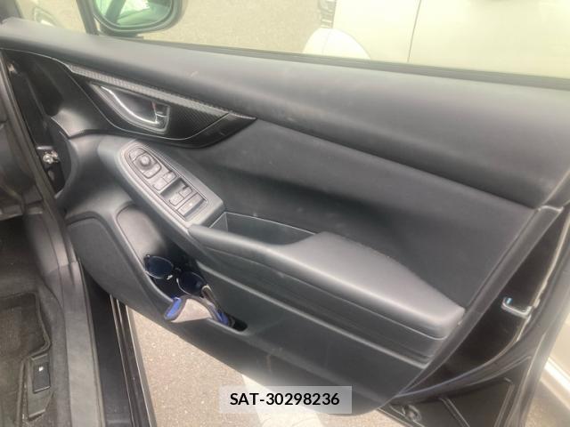 Subaru XV 2019-02 8279694-10