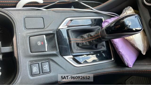 Subaru XV 2019-03 8282113-14