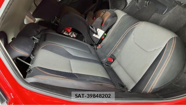 Subaru XV 2018-02 8282188-6