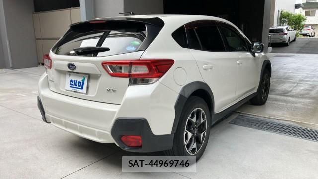 Subaru XV 2017-07 8282314-12
