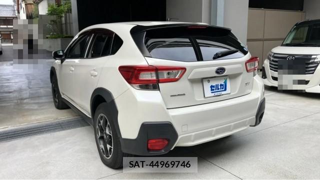 Subaru XV 2017-07 8282314-13