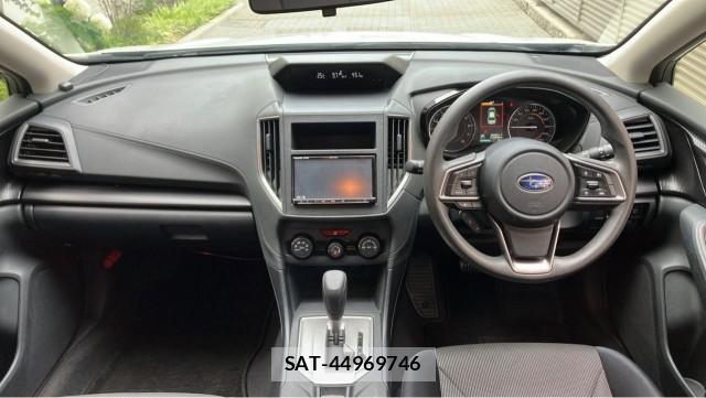Subaru XV 2017-07 8282314-2