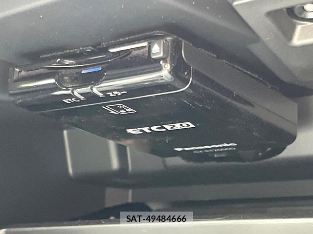 Subaru XV 2018-07 8282812-5