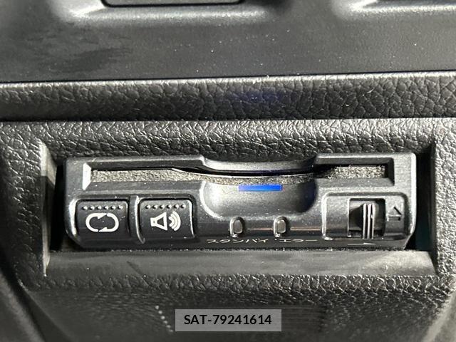 Subaru XV 2014-03 8283425-7