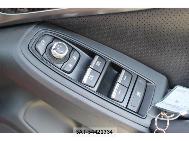 Subaru XV 2017-09 8283511-10