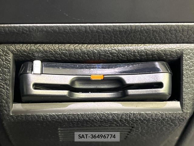 Subaru XV 2015-02 8284853-7