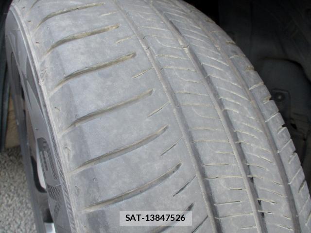 Subaru XV 2017-07 8285656-10