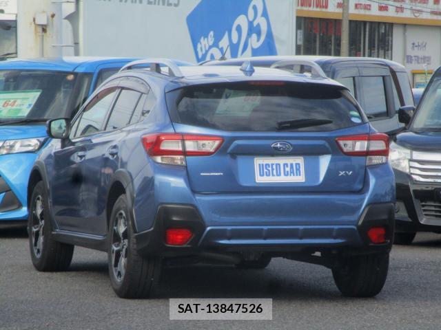 Subaru XV 2017-07 8285656-11