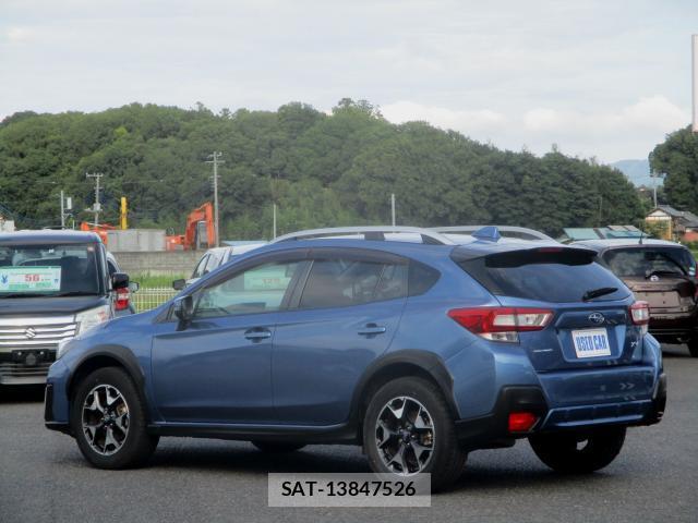 Subaru XV 2017-07 8285656-14