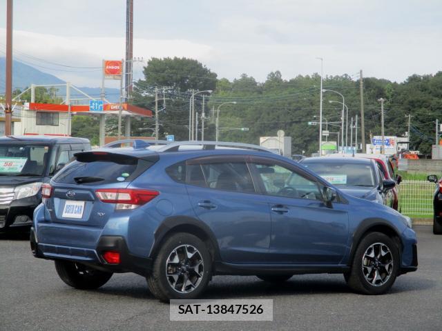 Subaru XV 2017-07 8285656-16
