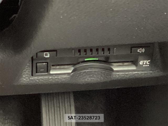 Toyota YARIS CROSS 2023-10 8277297-9
