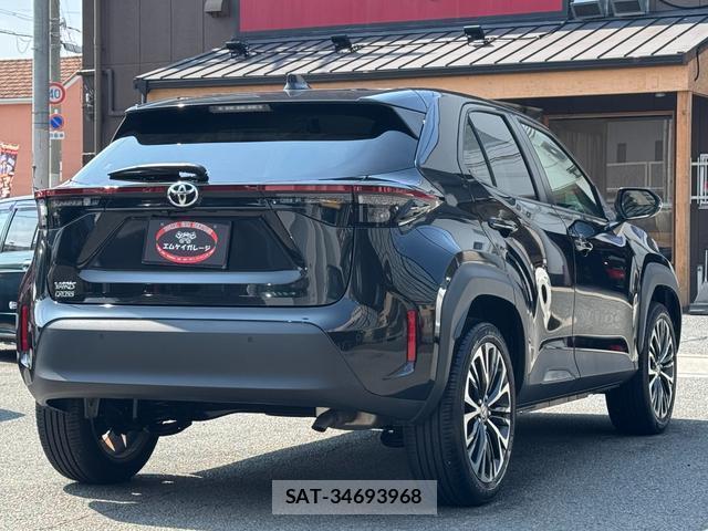 Toyota YARIS CROSS 2020-11 8277726-1