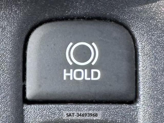 Toyota YARIS CROSS 2020-11 8277726-4
