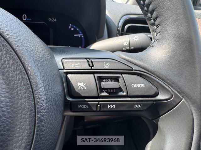 Toyota YARIS CROSS 2020-11 8277726-6