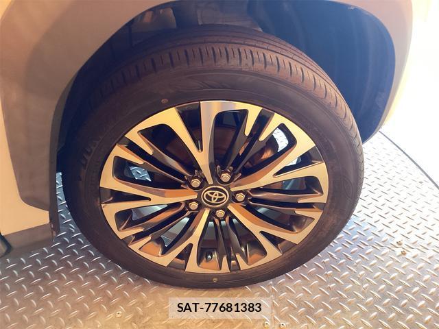 Toyota YARIS CROSS 2021-11 8277964-12