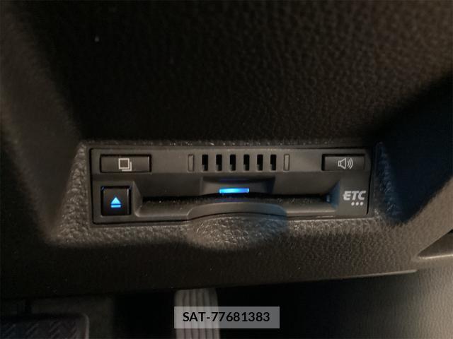 Toyota YARIS CROSS 2021-11 8277964-3