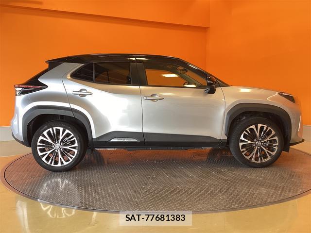 Toyota YARIS CROSS 2021-11 8277964-7