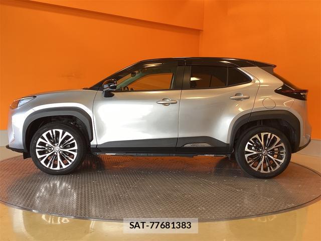 Toyota YARIS CROSS 2021-11 8277964-8