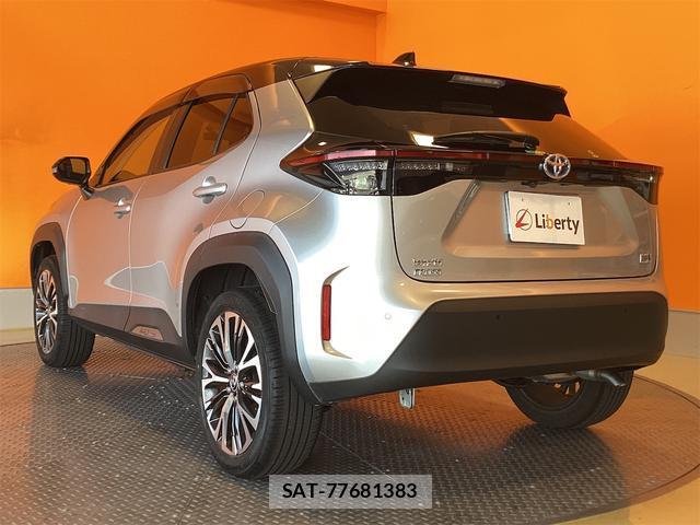 Toyota YARIS CROSS 2021-11 8277964-9