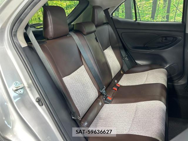 Toyota YARIS CROSS 2020-10 8278171-8