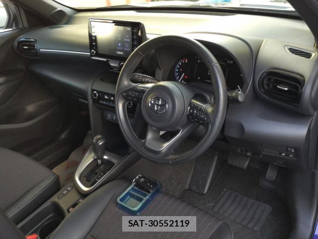 Toyota YARIS CROSS 2022-09 8278313-2