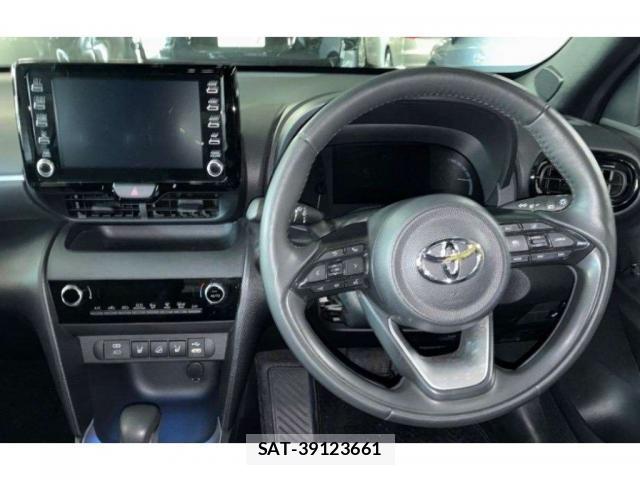 Toyota YARIS CROSS 2023-05 8278499-2