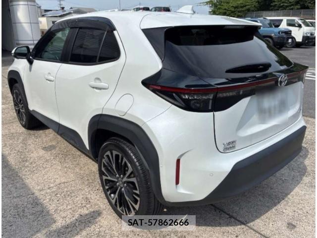 Toyota YARIS CROSS 2024-05 8278537-3