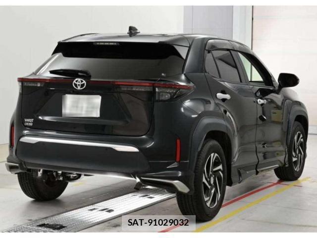 Toyota YARIS CROSS 2022-03 8278594-4