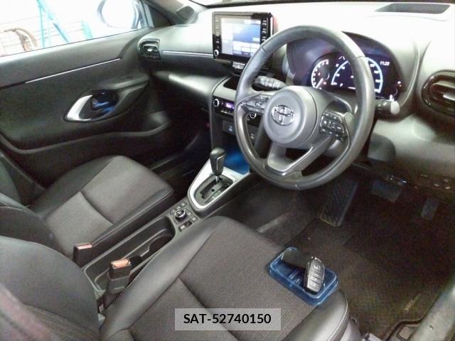 Toyota YARIS CROSS 2022-11 8278597-2