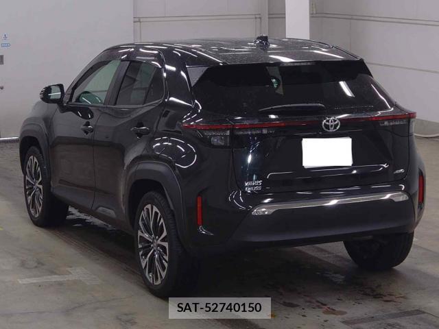 Toyota YARIS CROSS 2022-11 8278597-4