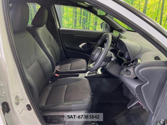 Toyota YARIS CROSS 2023-07 8278827-7