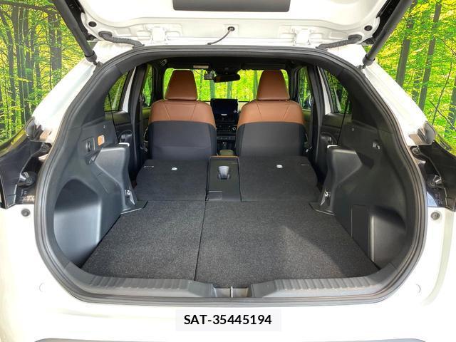 Toyota YARIS CROSS 2024-11 8279477-9
