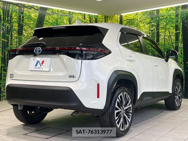 Toyota YARIS CROSS 2021-09 8279612-16
