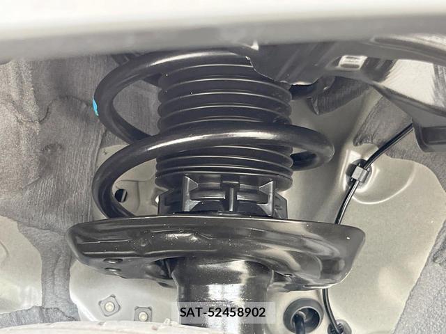 Toyota YARIS CROSS 2025-12 8280052-19