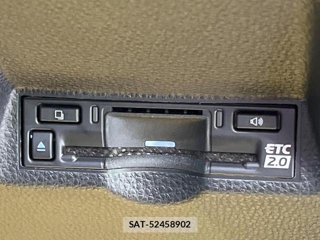 Toyota YARIS CROSS 2025-12 8280052-6