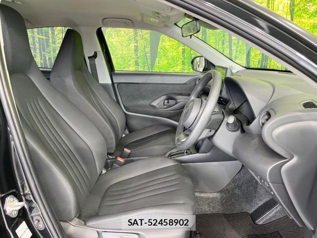 Toyota YARIS CROSS 2025-12 8280052-8