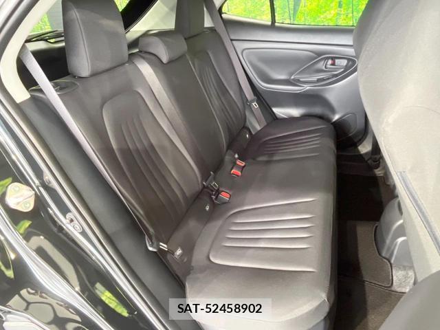 Toyota YARIS CROSS 2025-12 8280052-9