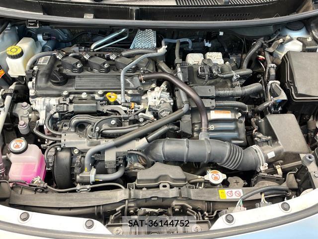 Toyota YARIS CROSS 2024-05 8280215-17